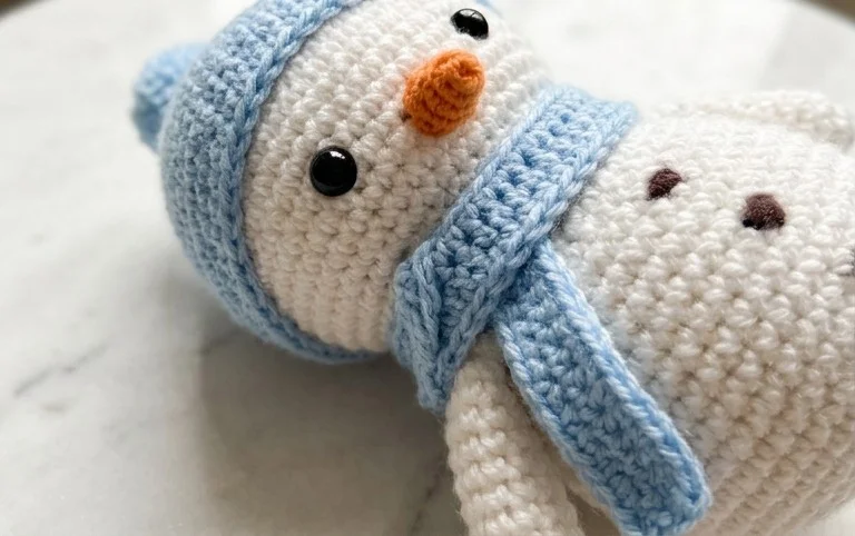 Amigurumi Snowman Free Pattern