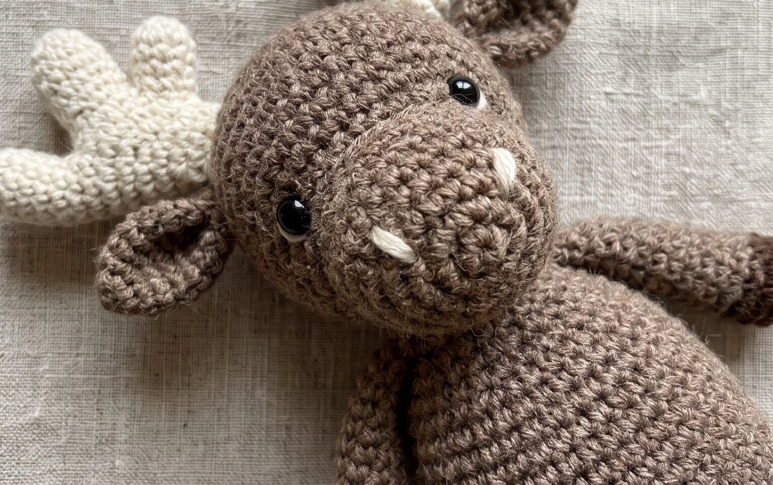 35 Moose Crochet Patterns: Woodland Amigurumi, Loveys and Plushies