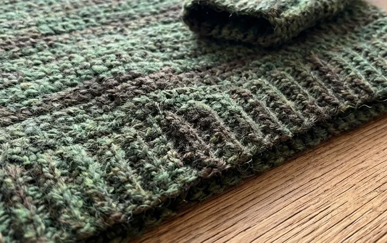 So Warm! How to Crochet a Turtleneck Hoodie