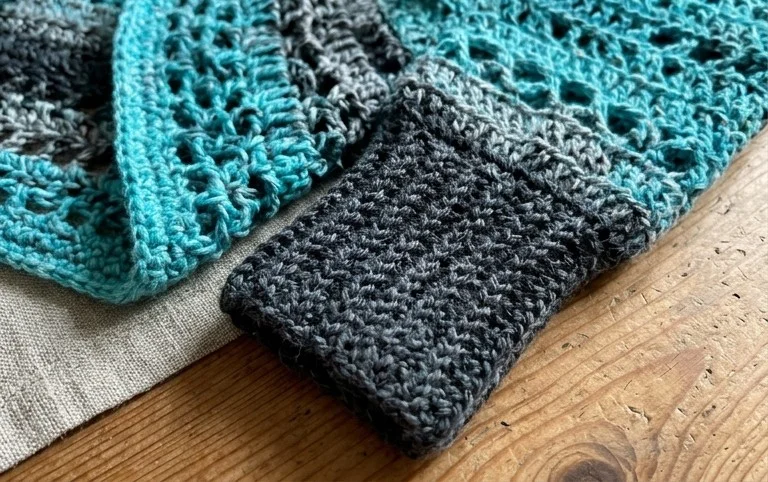 Look-Book – Woolly Hugs-BOBBEL Jacken – Ponchos – Seelenwärmer